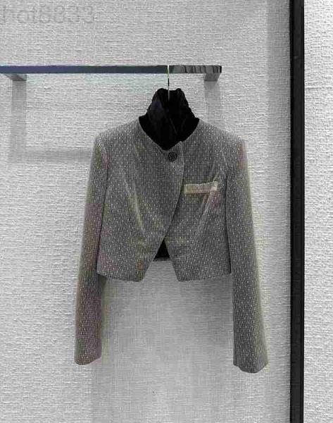 women's jackets designer milan runway 2023 spring lapel neck long sleeve panelled coats brand same style outerwear 90kx, Black;brown
women's jackets designer milan runway 2023 spring lapel neck long sleeve panelled coats brand same style outerwear 90kx, Black;brown