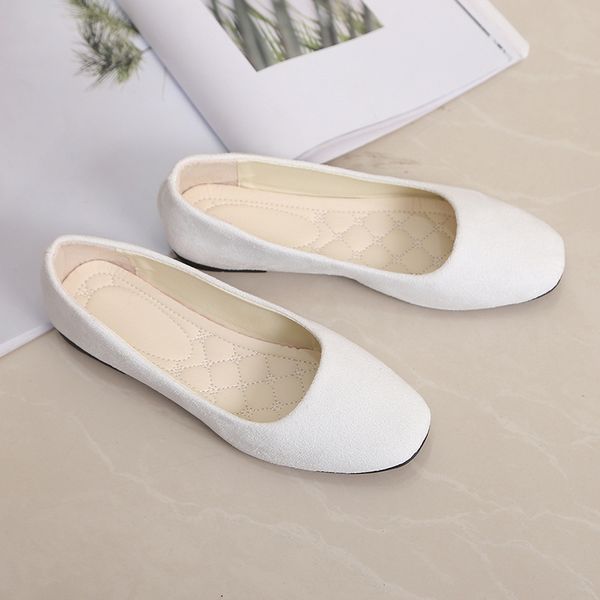 2023 new fashion square slippers head single shoes fashion flat women's suede shallow mouth single shoes women's shoes 04, Black
2023 new fashion square slippers head single shoes fashion flat women's suede shallow mouth single shoes women's shoes 04, Black