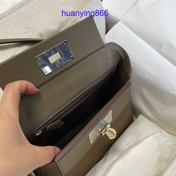 original edition 8a designer herms's bags for woman weima beige handbag women's bag 2424 mini caramel gold brown elephant grey d36
original edition 8a designer herms's bags for woman weima beige handbag women's bag 2424 mini caramel gold brown elephant grey d36