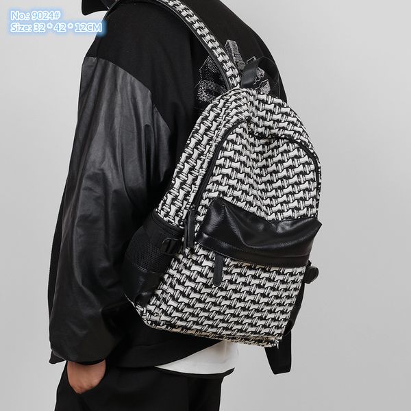 men shoulder bags 2 colors outdoor sports fitness travel and leisure printing student schoolbag vertical simple leather backpack street tren
men shoulder bags 2 colors outdoor sports fitness travel and leisure printing student schoolbag vertical simple leather backpack street tren