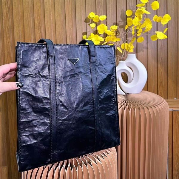 23s tote designer bag shoulder bags pleated leather women handbag crossbody luxury fashion shopping satchels bag balck handbags casual totes
23s tote designer bag shoulder bags pleated leather women handbag crossbody luxury fashion shopping satchels bag balck handbags casual totes