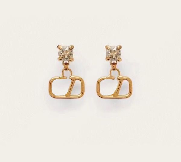 womens brand stud earrings copper charm design jewelry earrings 18 gold-plated girl love pearl earrings luxury european brand accessories fa, Golden;silver
womens brand stud earrings copper charm design jewelry earrings 18 gold-plated girl love pearl earrings luxury european brand accessories fa, Golden;silver
