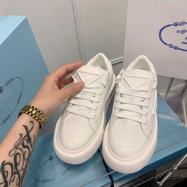 cowhide leather sneakers casual flat shoes women tennis sneaker sporty shoe triangle on heel trainer chunky re-nylon light rubber sole skate
cowhide leather sneakers casual flat shoes women tennis sneaker sporty shoe triangle on heel trainer chunky re-nylon light rubber sole skate