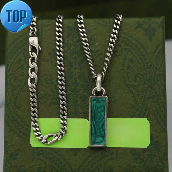 luxury design necklace for men and women designer double letter pendant necklaces chain fashion jewelry green enamel vertical bar, Silver
luxury design necklace for men and women designer double letter pendant necklaces chain fashion jewelry green enamel vertical bar, Silver