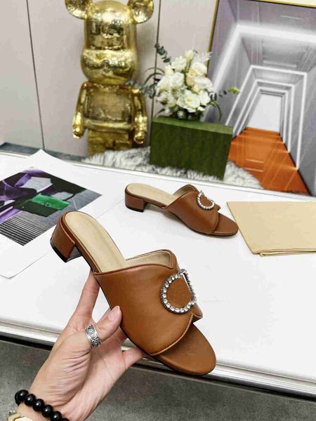 new women's thick heel sandals slippers luxury designer summer classic fashion beach jelly sandals ggity k09, Black
new women's thick heel sandals slippers luxury designer summer classic fashion beach jelly sandals ggity k09, Black