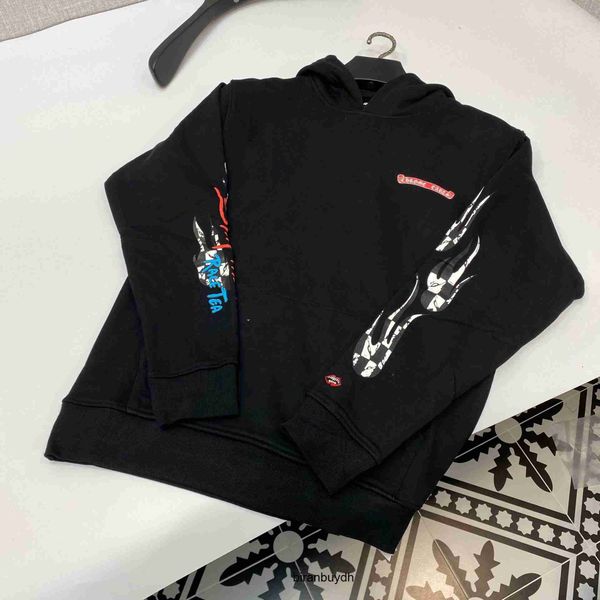 brand luxury men's hoodies sweatshirts proper development poison house crouch new racing flag black and white flame arm pullover hoodie
brand luxury men's hoodies sweatshirts proper development poison house crouch new racing flag black and white flame arm pullover hoodie