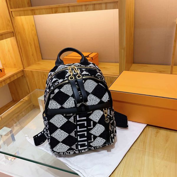 designers travel backpack mountaineering duffel bags school back pack mens womens handbags purse pu leather handbag shoulder bag
designers travel backpack mountaineering duffel bags school back pack mens womens handbags purse pu leather handbag shoulder bag