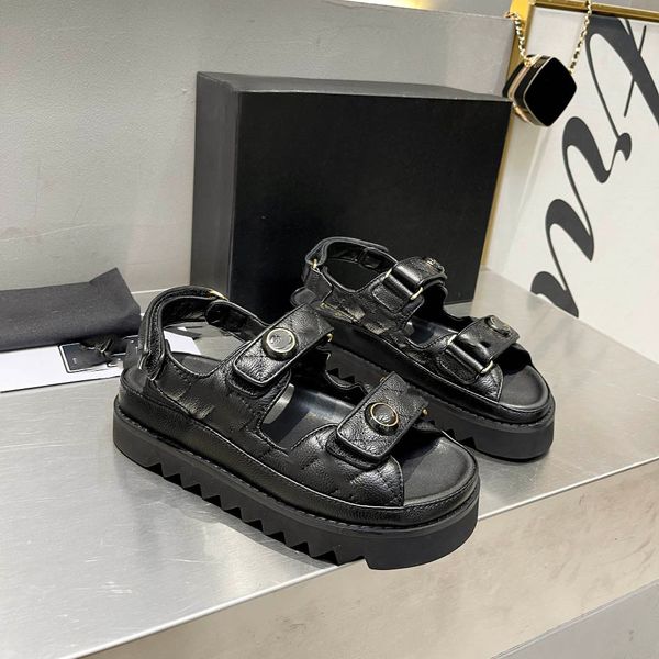 designer pattern outdoor luxury beach shoes fashion high-quality slides comfortable slipper channel sandals sda01
designer pattern outdoor luxury beach shoes fashion high-quality slides comfortable slipper channel sandals sda01