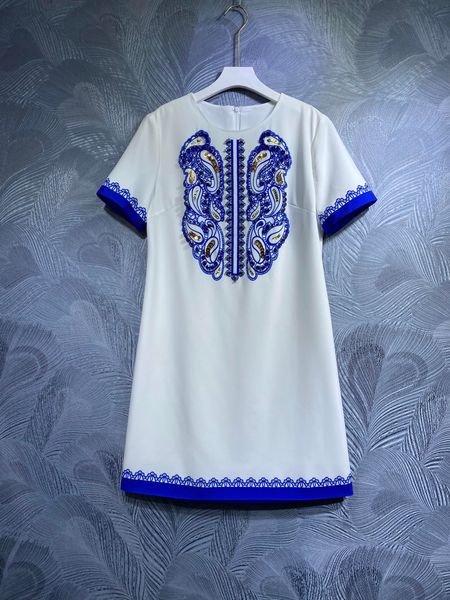 fashion print dress 2023 handmade beaded positioning flower spring and summer short sleeve loose round neck dress two-color s-xl, Black;gray
fashion print dress 2023 handmade beaded positioning flower spring and summer short sleeve loose round neck dress two-color s-xl, Black;gray