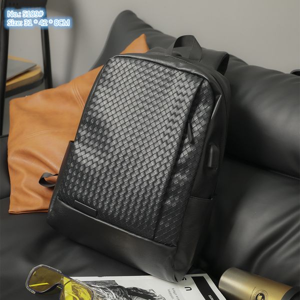 factory wholesale men shoulder bag 3 colors simple and versatile black leather backpacks outdoor sports leisure travel woven backpack street
factory wholesale men shoulder bag 3 colors simple and versatile black leather backpacks outdoor sports leisure travel woven backpack street