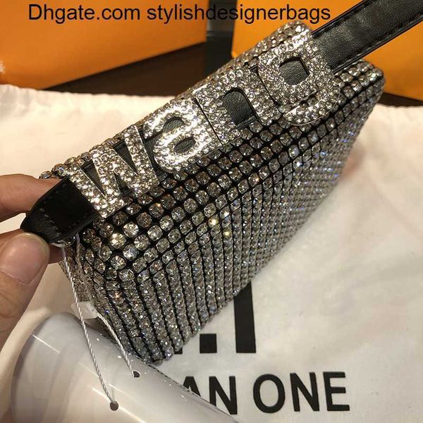 totes diamonds aw 2022 bag new women's leather chain inlaid with bright hand-held underarm women's bag designer women luxury handb
totes diamonds aw 2022 bag new women's leather chain inlaid with bright hand-held underarm women's bag designer women luxury handb