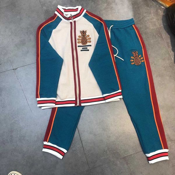 men tracksuits luxury designer jacket pants two-piece velvet embroidered sweatshirt sweatpants men women sports pants suit 4xl 5xl, Gray
men tracksuits luxury designer jacket pants two-piece velvet embroidered sweatshirt sweatpants men women sports pants suit 4xl 5xl, Gray