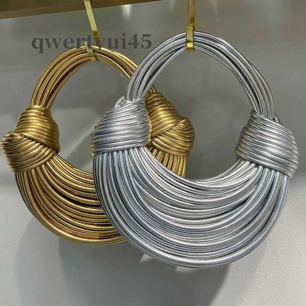 qwertyui879 totes gold and silver designer handbags and purses for women fashion party evening clutch bags 2022 ladies hobo tote bag 0312/23
qwertyui879 totes gold and silver designer handbags and purses for women fashion party evening clutch bags 2022 ladies hobo tote bag 0312/23