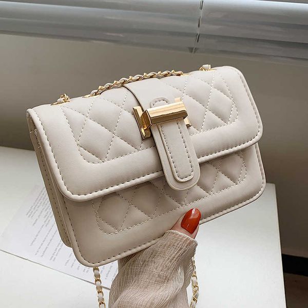 shoulder bags traveasy 2022 fashion pu leather women shoulder bag satchels solid color female crossbody leisure hasp party bag hand bag 0312
shoulder bags traveasy 2022 fashion pu leather women shoulder bag satchels solid color female crossbody leisure hasp party bag hand bag 0312