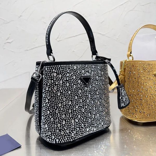 bucket shoulder bags tote bag crossbody handbag purse plain diamante shimmer large capacity women purse hasp hardware detachable strap trian
bucket shoulder bags tote bag crossbody handbag purse plain diamante shimmer large capacity women purse hasp hardware detachable strap trian