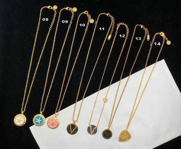 luxury brand fashion necklaces medusa head pendant 18k gold plated banshee portrait neck chain classic style 2023 new models women's je, Silver
luxury brand fashion necklaces medusa head pendant 18k gold plated banshee portrait neck chain classic style 2023 new models women's je, Silver
