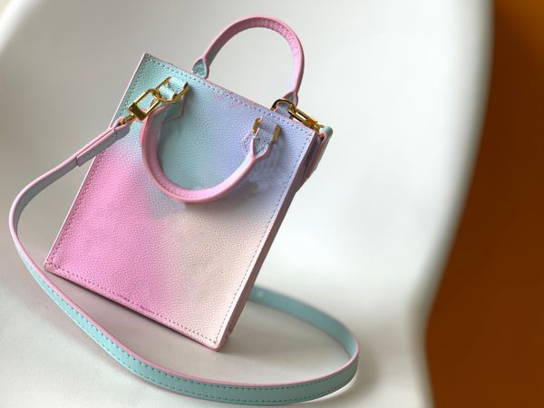 fashion designers women handbags shoulder bags luxurys lady crossbody highs quality classic flowers leather messenger totes double zip poche
fashion designers women handbags shoulder bags luxurys lady crossbody highs quality classic flowers leather messenger totes double zip poche