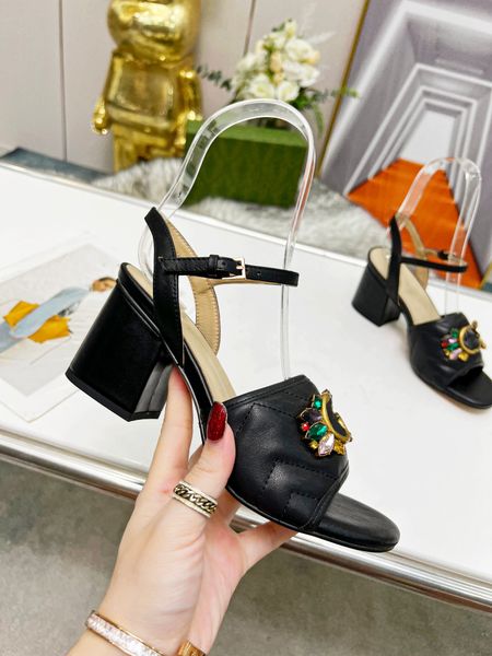 2023 classic high-heeled sandals party fashion leather women's dance shoes designer high-heeled shoes suede women's shoesggity k16, Black
2023 classic high-heeled sandals party fashion leather women's dance shoes designer high-heeled shoes suede women's shoesggity k16, Black