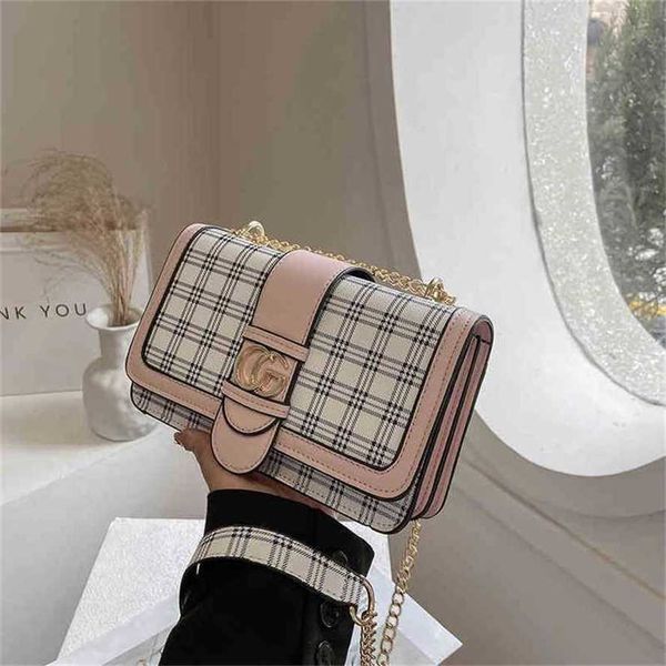 handbag 2023 fashion women's bag leather quality handbag korean square simple shoulder style chain messenger women's bag
handbag 2023 fashion women's bag leather quality handbag korean square simple shoulder style chain messenger women's bag