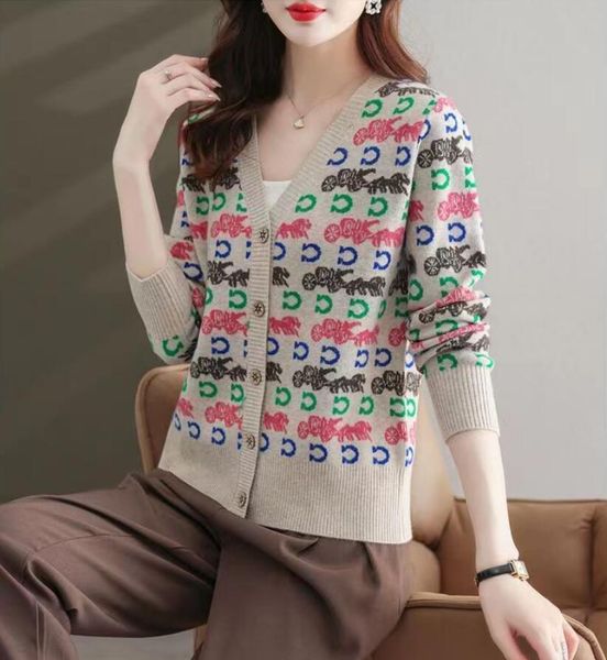 women's sweaters designer korean fashion plaid cardigan women's v neck knitted sweater coat female casual vintag, White;black
women's sweaters designer korean fashion plaid cardigan women's v neck knitted sweater coat female casual vintag, White;black