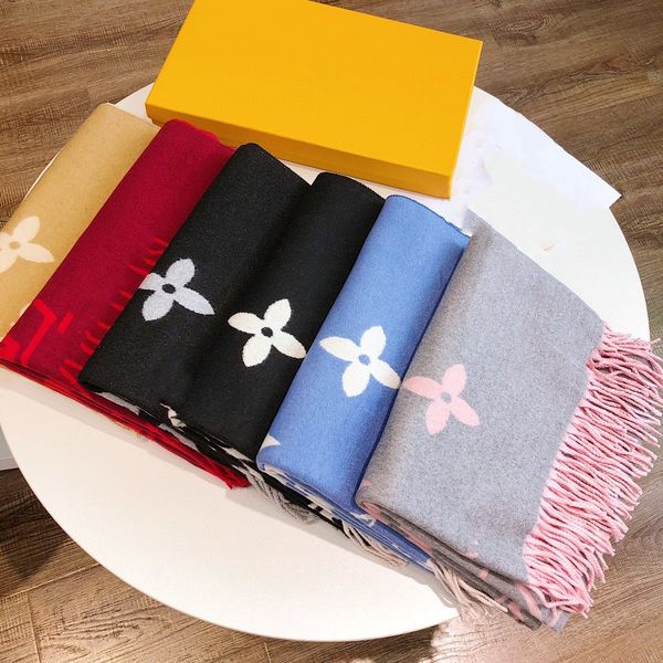 luxury scarf designer brand cashmere scarves men womens winter warm shawl plaid scarf fashion scarves 180x65cm high quality, Blue;gray
luxury scarf designer brand cashmere scarves men womens winter warm shawl plaid scarf fashion scarves 180x65cm high quality, Blue;gray