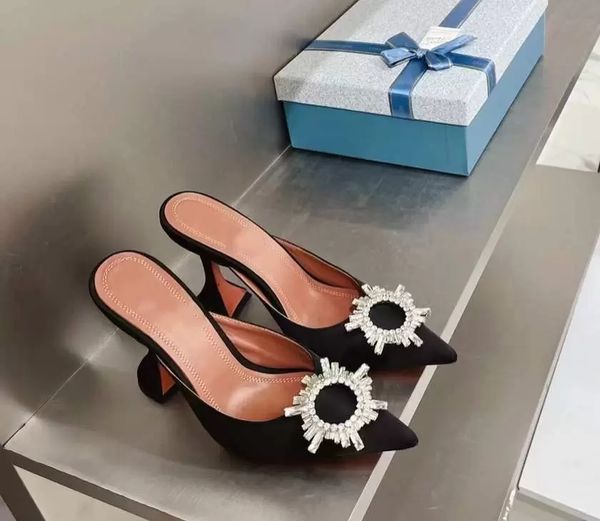 slippers designer heels wedding dress sliderscrystal decoration womans sandals crystal sunflower parties occupation formal sexy, Black
slippers designer heels wedding dress sliderscrystal decoration womans sandals crystal sunflower parties occupation formal sexy, Black