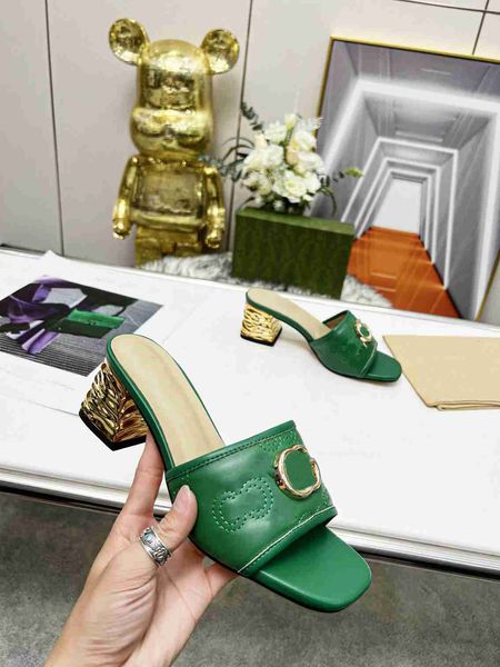 2023 designer women's sandals crystal calf leather casual shoes women's slide quilting platform summer beach slippers ggity k112, Black
2023 designer women's sandals crystal calf leather casual shoes women's slide quilting platform summer beach slippers ggity k112, Black