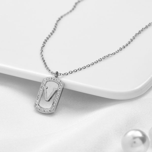 letter necklace cuban link chain men luxury brand heart pendant necklaces gold plated simple love copper ring logo printed designer necklace, Silver
letter necklace cuban link chain men luxury brand heart pendant necklaces gold plated simple love copper ring logo printed designer necklace, Silver