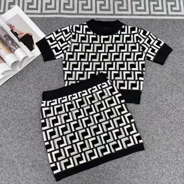 designer clothing dress wrap dress women casual dresses two-piece dress designer clothes outerwears crew neck luxury brand clothing dress, Black;gray
designer clothing dress wrap dress women casual dresses two-piece dress designer clothes outerwears crew neck luxury brand clothing dress, Black;gray