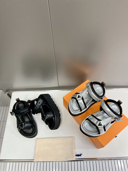 2023 sandals spring and summer leisure flat thick platform cake women outside wear comfortable, Black
2023 sandals spring and summer leisure flat thick platform cake women outside wear comfortable, Black