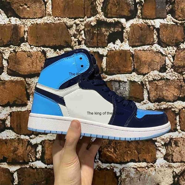 2023og j4s og2023 og 1s basketball shoes jumpman 1 men retro patent panda og bred toe shadow unc reverse pine green women sports sneakers tr
2023og j4s og2023 og 1s basketball shoes jumpman 1 men retro patent panda og bred toe shadow unc reverse pine green women sports sneakers tr