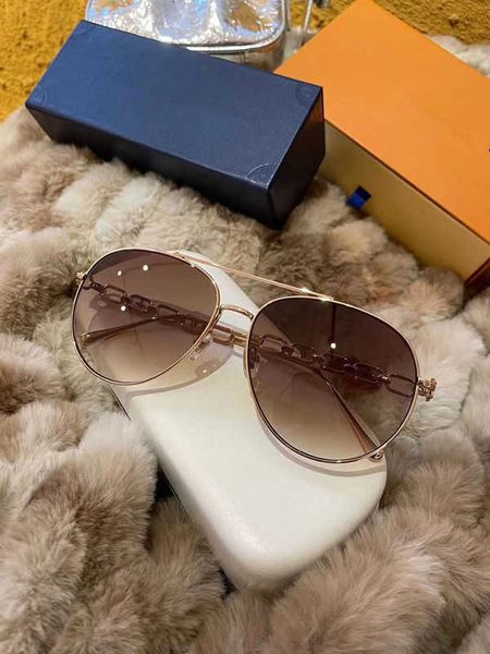 50%off luxury designer sunglasses 2023 new star same universal sunglasses for men and women ring buckle lens leg gradient sun glasses for sa, White;black
50%off luxury designer sunglasses 2023 new star same universal sunglasses for men and women ring buckle lens leg gradient sun glasses for sa, White;black