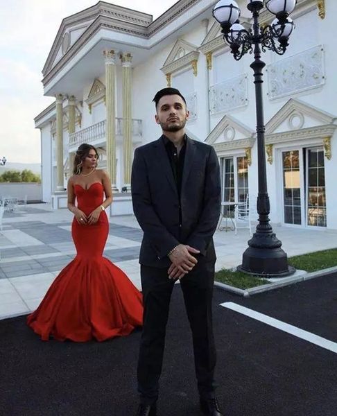 red mermaid evening dresses 2023 women formal party sleeveless vestido de gala elegant sweetheart neck long a-line prom gowns, Black;red
red mermaid evening dresses 2023 women formal party sleeveless vestido de gala elegant sweetheart neck long a-line prom gowns, Black;red