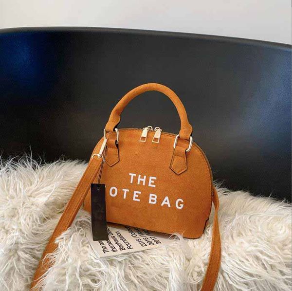 new polychrome leather shell bag women's new simple handbag fashion bag the tote bag messenger shoulder bag, Red;black
new polychrome leather shell bag women's new simple handbag fashion bag the tote bag messenger shoulder bag, Red;black