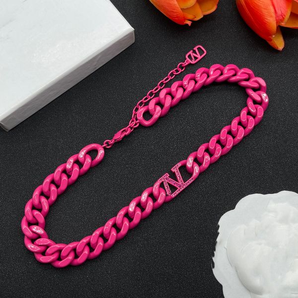 designer bracelet letter v logo jewelry necklace luxury women fashion jewelry pearl metal valentinoity day gift serw, Golden;silver
designer bracelet letter v logo jewelry necklace luxury women fashion jewelry pearl metal valentinoity day gift serw, Golden;silver