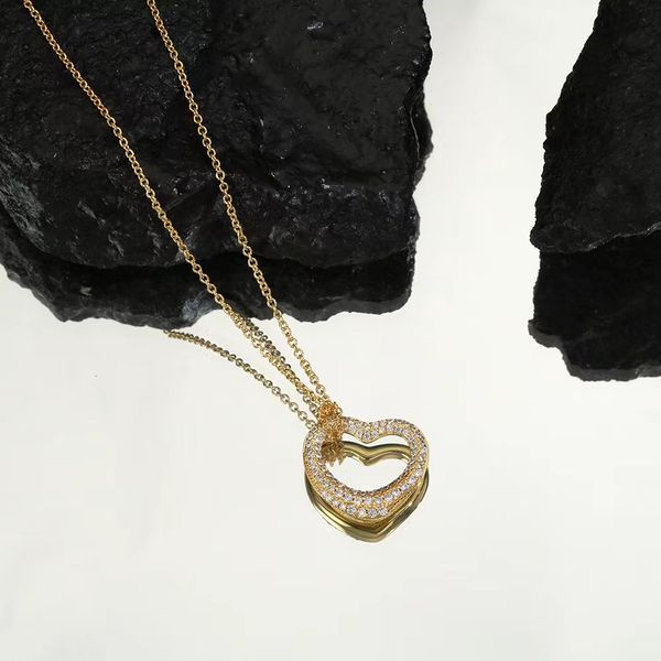 gold silver diamond luxury love designer pendant necklaces classic crysatl rhinestone necklace for men women wedding party jewerlry accessor
gold silver diamond luxury love designer pendant necklaces classic crysatl rhinestone necklace for men women wedding party jewerlry accessor