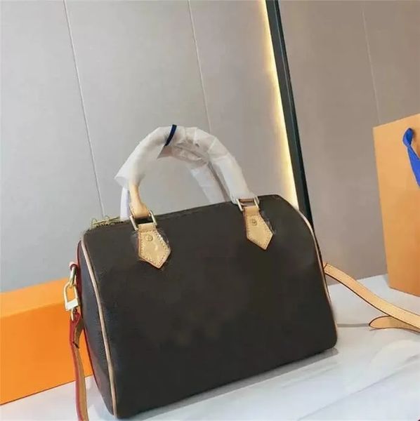 2023 famous designers womens bag luxury handbags hobo purses lady handbag crossbody shoulder channel totes fashion luxurys bags
2023 famous designers womens bag luxury handbags hobo purses lady handbag crossbody shoulder channel totes fashion luxurys bags