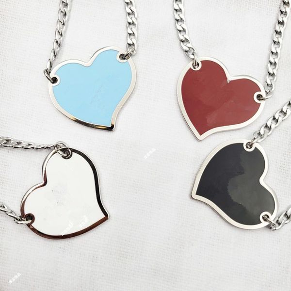 2023ss necklaces chain fashion jewelry black white p triangle pendant design party silver hip hop punk men necklaces names statement jewelle
2023ss necklaces chain fashion jewelry black white p triangle pendant design party silver hip hop punk men necklaces names statement jewelle