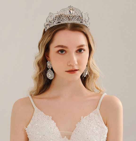 wedding dress headpieces fashion accessories bridal crown bridesmaid party dinner hairpin inlaid aaa water diamond women gift birthday valen, Silver
wedding dress headpieces fashion accessories bridal crown bridesmaid party dinner hairpin inlaid aaa water diamond women gift birthday valen, Silver