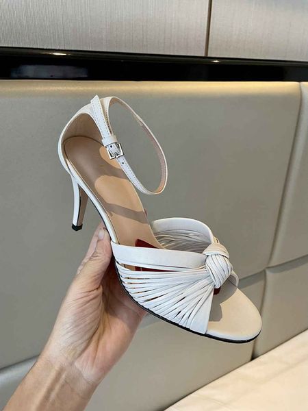 2023 designer women's sandals crystal calf leather casual shoes women's slide quilting platform summer beach slippers ggity k13, Black
2023 designer women's sandals crystal calf leather casual shoes women's slide quilting platform summer beach slippers ggity k13, Black