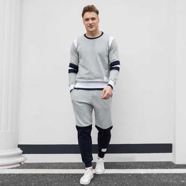 handsome personality suit sweater tb thom spring and autumn new fashion couple casual sports two-piece set, Gray
handsome personality suit sweater tb thom spring and autumn new fashion couple casual sports two-piece set, Gray