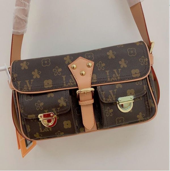 new style designer bag fashion old flower shoulder bag clutch handbag luxury crossbody package genuine leather messenger package briefcase b
new style designer bag fashion old flower shoulder bag clutch handbag luxury crossbody package genuine leather messenger package briefcase b