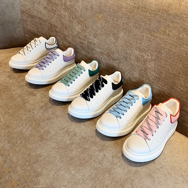 shoes casual 2023s designer brand luxury italy women man womens couple canvas thick sole lace up soled raised leather in
shoes casual 2023s designer brand luxury italy women man womens couple canvas thick sole lace up soled raised leather in