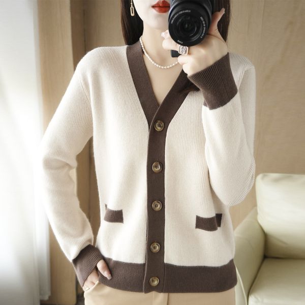 women's knits tees simple vneck sweater outside autumn color matching cardigan coat fake pocket slim female korean version 230311, White
women's knits tees simple vneck sweater outside autumn color matching cardigan coat fake pocket slim female korean version 230311, White