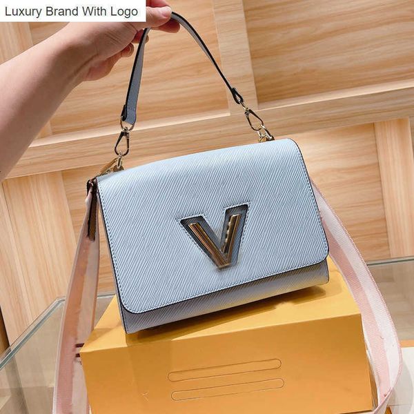l bag handbags twist denim handbag crossbody bag totes genuine leather flap shoulder bags wave striped wide jacquard strap removable handle, Black
l bag handbags twist denim handbag crossbody bag totes genuine leather flap shoulder bags wave striped wide jacquard strap removable handle, Black
