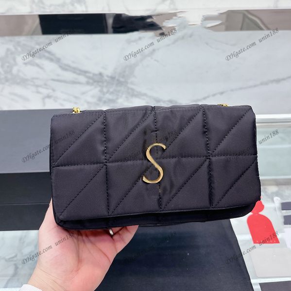 23ss women luxurys designers upscale totes bags buckle handbag canvas messenger bag messenger ladies chain wallets pouch purse 26cm
23ss women luxurys designers upscale totes bags buckle handbag canvas messenger bag messenger ladies chain wallets pouch purse 26cm