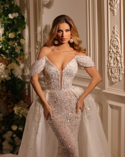 glamorous mermaid wedding dresses v-neck off the shoulder shining sequined beaded backless with tulle chapel gown custom made plus size vest, White
glamorous mermaid wedding dresses v-neck off the shoulder shining sequined beaded backless with tulle chapel gown custom made plus size vest, White