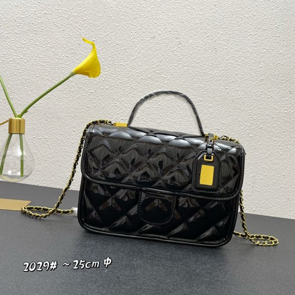 fashion designer r chain bag diamond pattern handbag ladies shoulder bag 22k patent leather fashion crossbody bag luxury handbags new
fashion designer r chain bag diamond pattern handbag ladies shoulder bag 22k patent leather fashion crossbody bag luxury handbags new