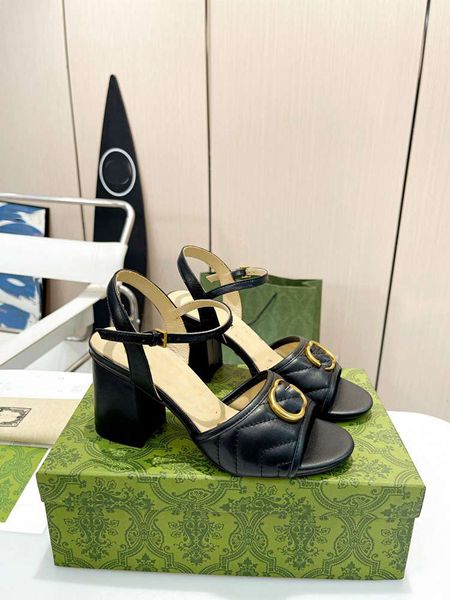 new women's thick heel sandals slippers luxury designer summer classic fashion beach jelly sandals ggity k07, Black
new women's thick heel sandals slippers luxury designer summer classic fashion beach jelly sandals ggity k07, Black