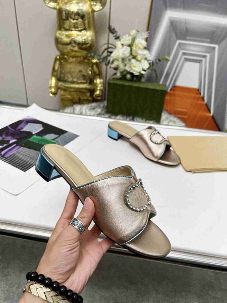 new women's thick heel sandals slippers luxury designer summer classic fashion beach jelly sandals ggity k091, Black
new women's thick heel sandals slippers luxury designer summer classic fashion beach jelly sandals ggity k091, Black